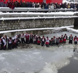 На Йордановден в Панагюрище