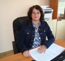 Становище относно реализирането на проект „Паметни плочи на дейци на културата на Панагюрище“, иска от Общински съвет- Панагюрище Ирина Ботева, председател на Инициативния комитет за изработване на паметните плочи
