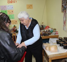 БЧК даде старт на традиционния проект „Топъл обяд за стари и скитащи хора“