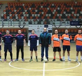 Днес ще станат ясни полуфиналистите в коледния турнир по мини футбол