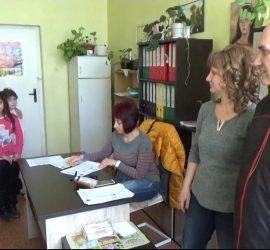 Безплатни прегледи на ученици за гръбначни изкривявания провежда панагюрският „Лайънс клуб“