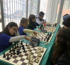 6 отбора се включиха в общинския ученически турнир по шахмат в чест на 24-ти май