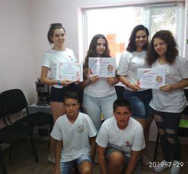 Шестима доброволци от БМЧК-Панагюрище участваха в Лятна академия в Китен