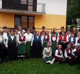 Самодейците от Оборище със златен медал от „Празника на народния обичай и автентичната носия“ в село Рибарица