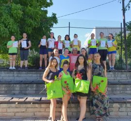 ХК „Панагюрище” изпрати своите абитуриентки