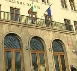 Под надзора на Районна прокуратура-Пазарджик се извършва разследване за задържаните седмина нелегално пребиваващи мигранти и трима българи