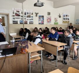 Лекции за превенция на зависимости се проведоха в Професионалната гимназия