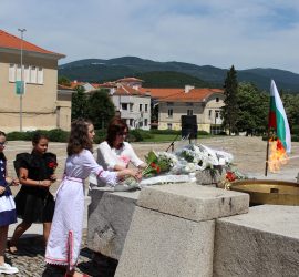 Памет и почит в Панагюрище за Христо Ботев и загиналите за свободата и независимостта на България